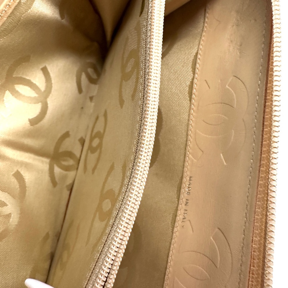 Chanel Cambon Wallet Organizer - Picture 6 of 16